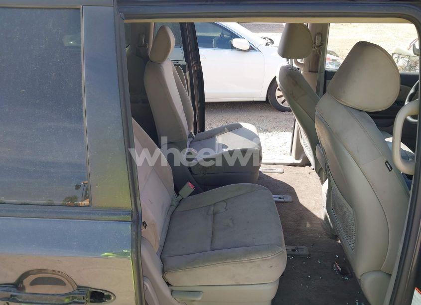 Photo 8 of 2015 Kia Sedona LX (VIN KNDMB5C10F6065899)