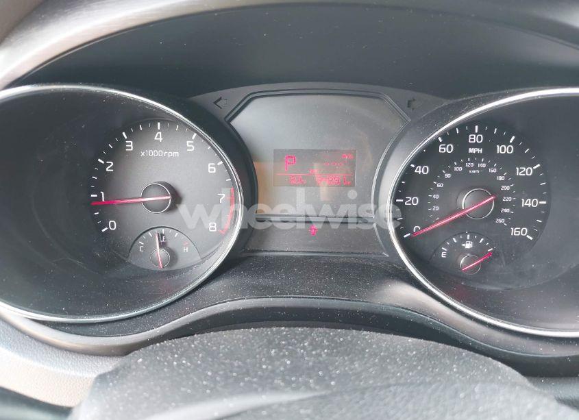 Photo 7 of 2016 Kia Sedona LX (VIN KNDMB5C10G6091310)