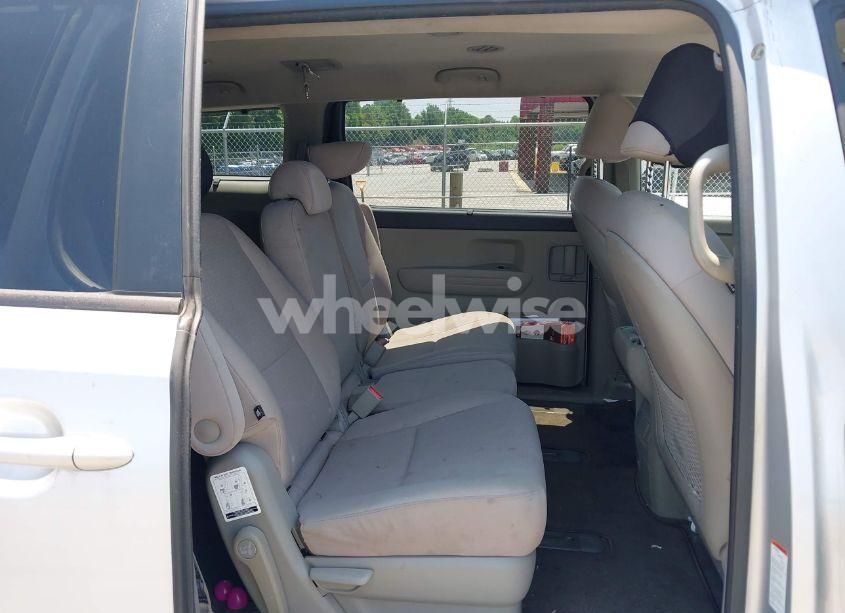 Photo 8 of 2016 Kia Sedona LX (VIN KNDMB5C10G6091923)