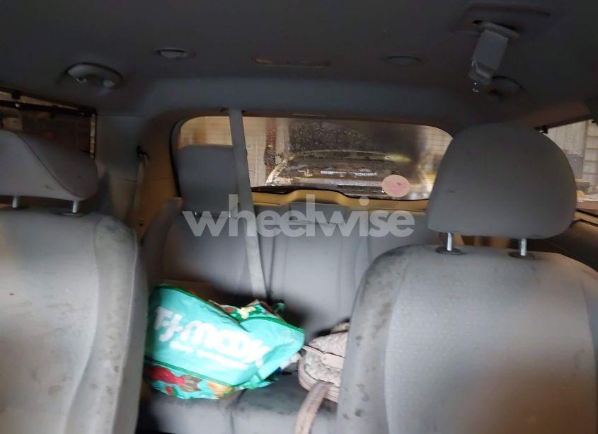 Photo 8 of 2016 Kia Sedona LX (VIN KNDMB5C10G6158343)