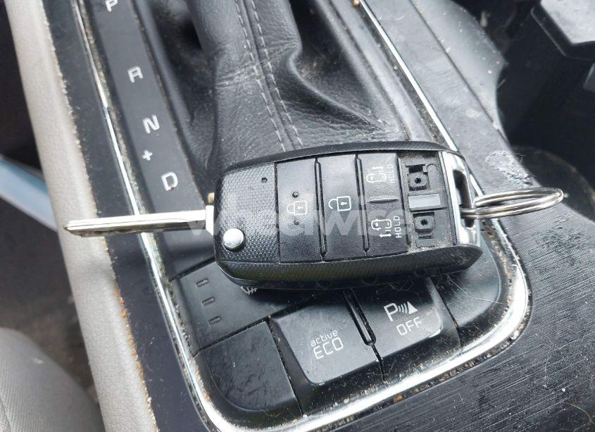 Photo 11 of 2016 Kia Sedona LX (VIN KNDMB5C10G6192380)