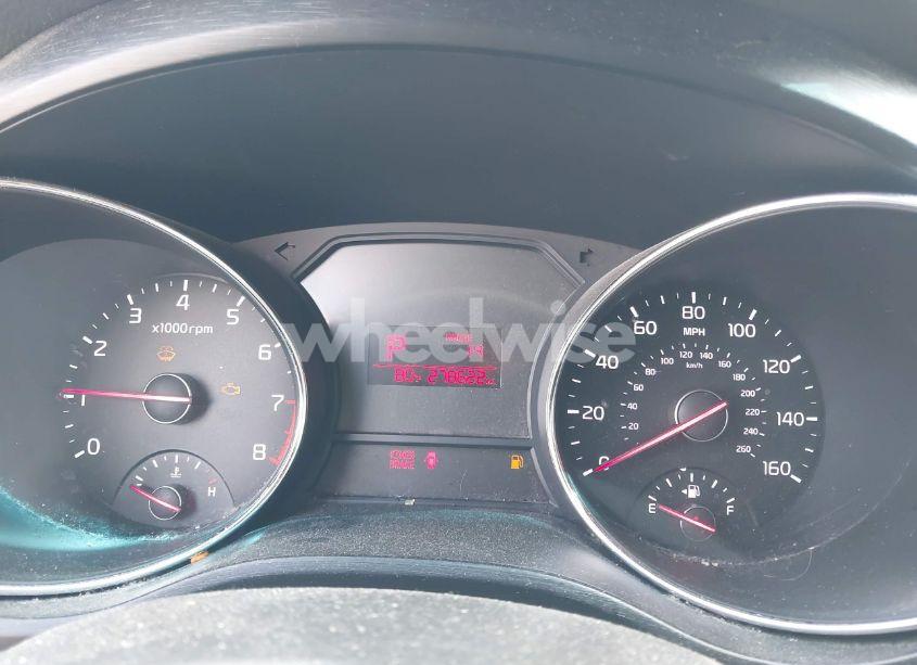 Photo 7 of 2016 Kia Sedona LX (VIN KNDMB5C10G6192380)