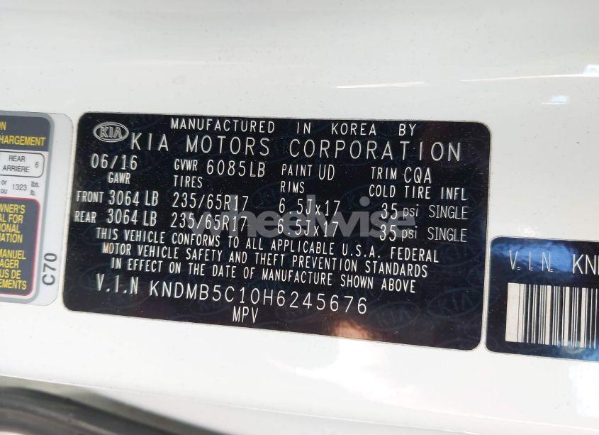 Photo 9 of 2017 Kia Sedona LX (VIN KNDMB5C10H6245676)