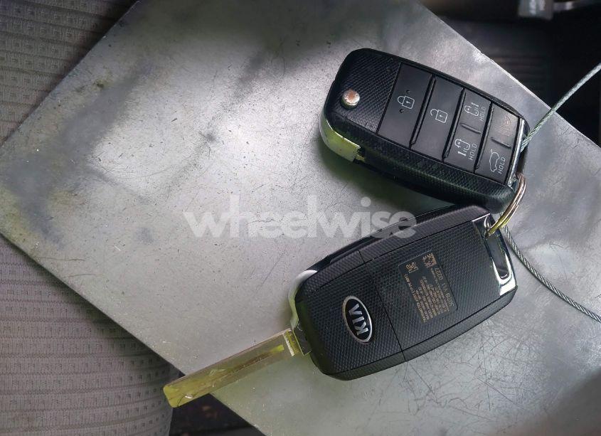 Photo 11 of 2019 Kia Sedona LX (VIN KNDMB5C10K6541322)