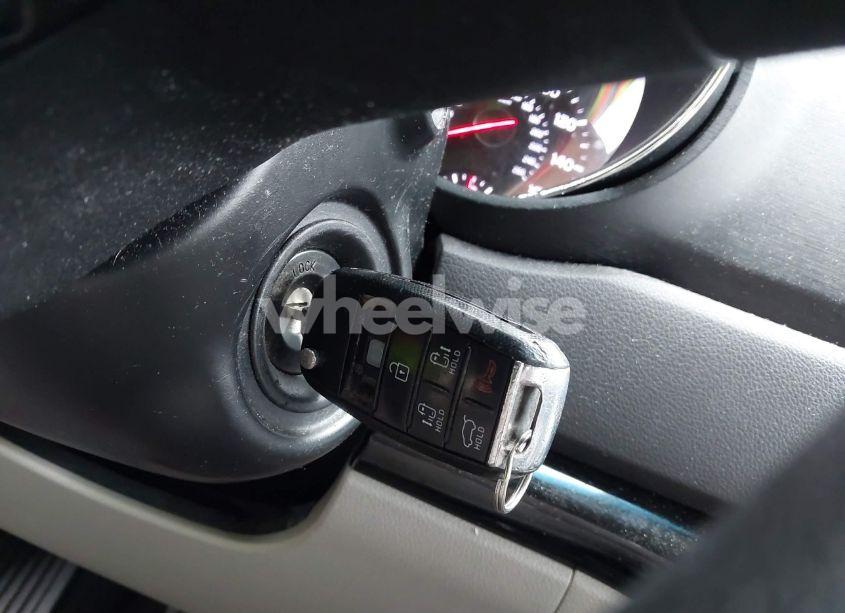 Photo 11 of 2016 Kia Sedona LX (VIN KNDMB5C11G6198382)