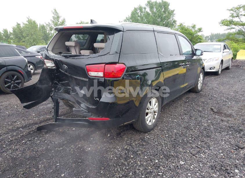 Photo 4 of 2016 Kia Sedona LX (VIN KNDMB5C11G6198382)