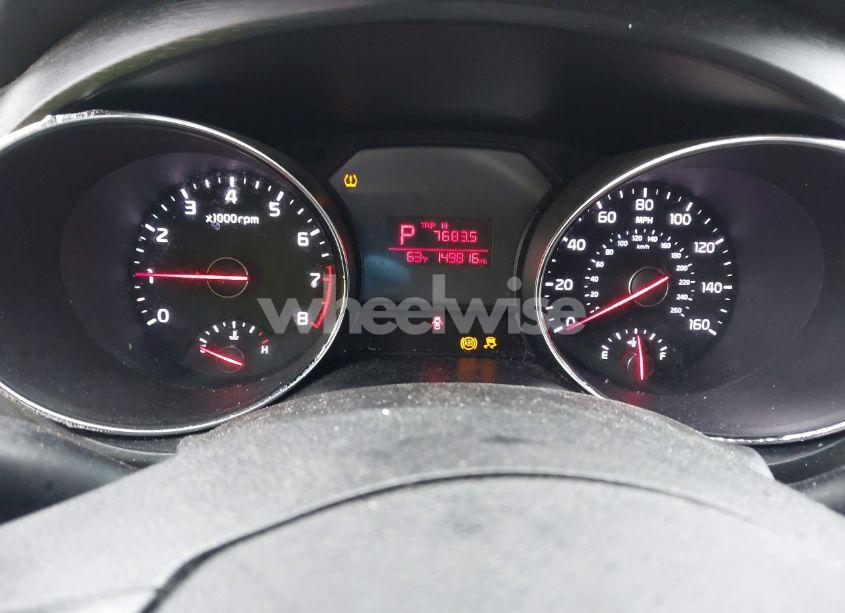 Photo 7 of 2016 Kia Sedona LX (VIN KNDMB5C11G6198382)