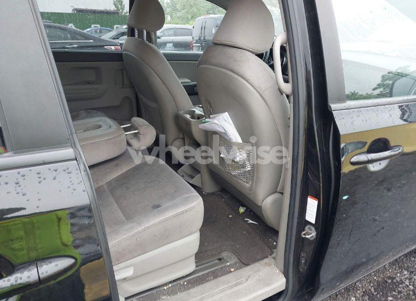 Photo 8 of 2016 Kia Sedona LX (VIN KNDMB5C11G6198382)