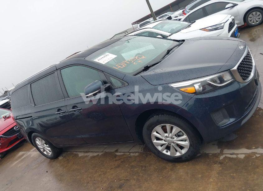 Photo 13 of 2017 Kia Sedona LX (VIN KNDMB5C11H6233620)