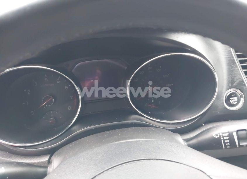 Photo 15 of 2017 Kia Sedona LX (VIN KNDMB5C11H6233620)