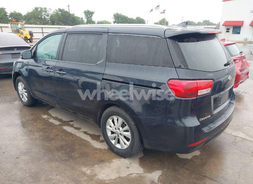 Photo 3 of 2017 Kia Sedona LX (VIN KNDMB5C11H6233620)