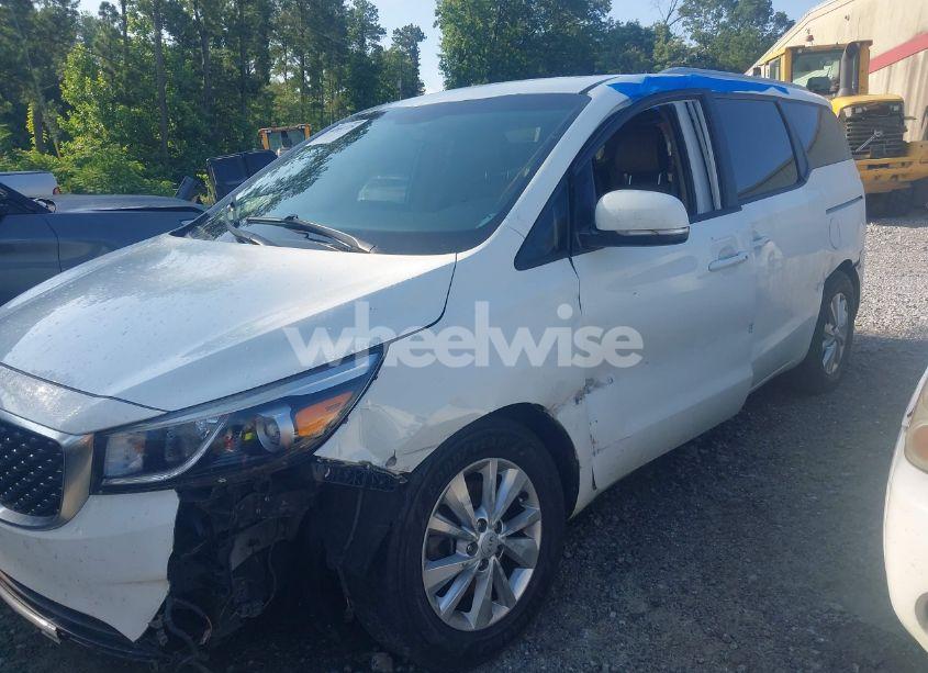 Photo 6 of 2017 Kia Sedona LX (VIN KNDMB5C12H6331698)