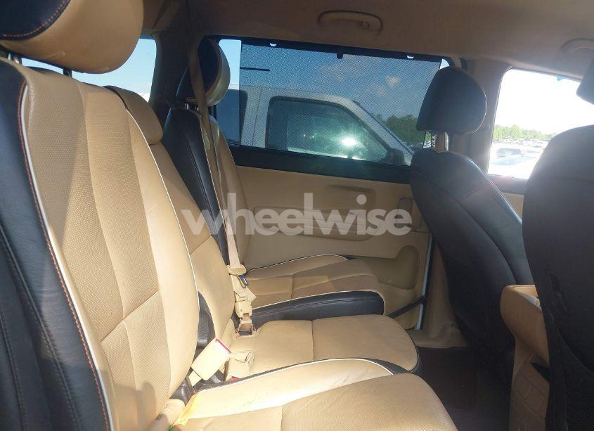 Photo 8 of 2017 Kia Sedona LX (VIN KNDMB5C12H6331698)