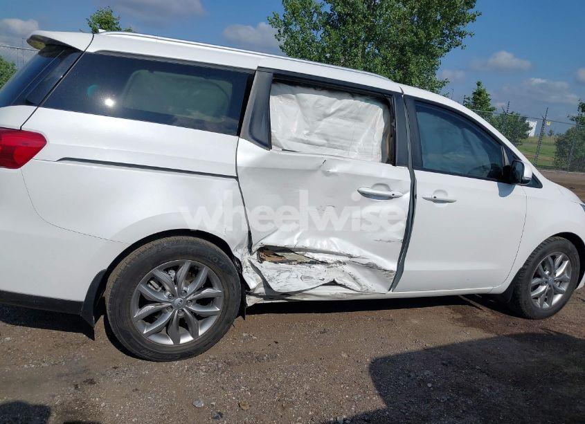 Photo 13 of 2020 Kia Sedona EX (VIN KNDMB5C13L6581041)