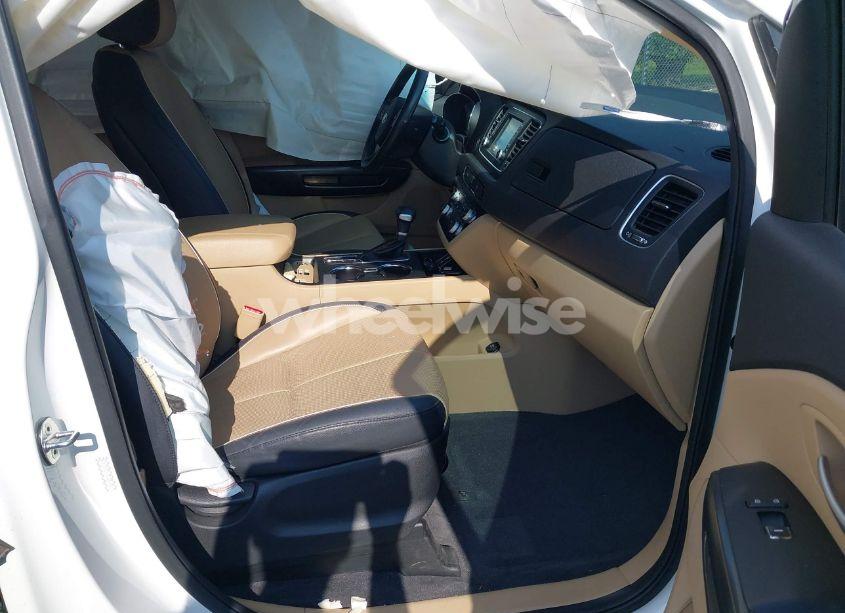 Photo 5 of 2020 Kia Sedona EX (VIN KNDMB5C13L6581041)