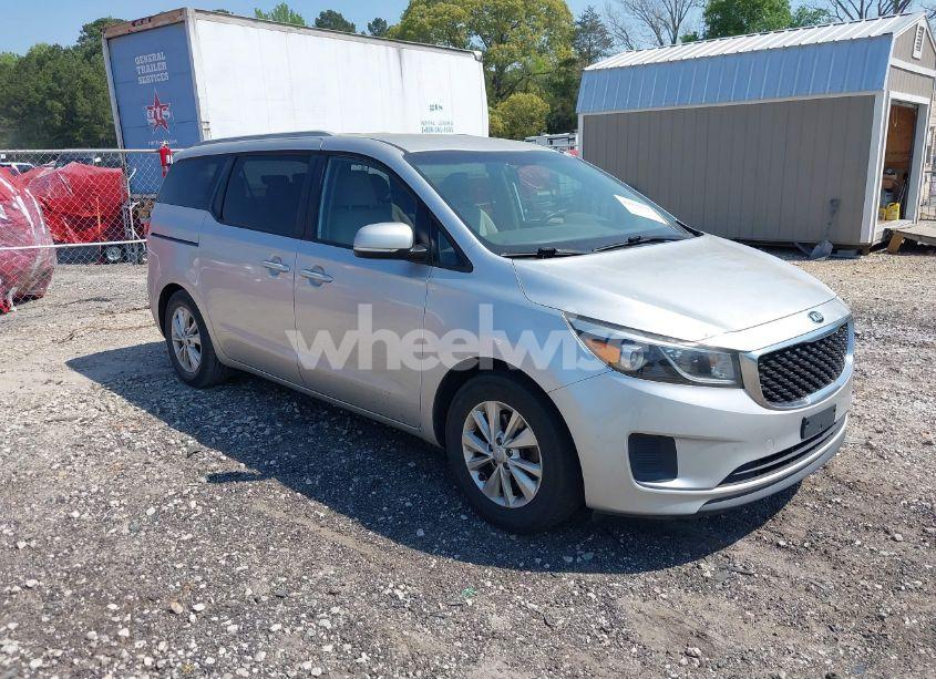 2016 Kia Sedona LX (VIN KNDMB5C14G6118122) main photo