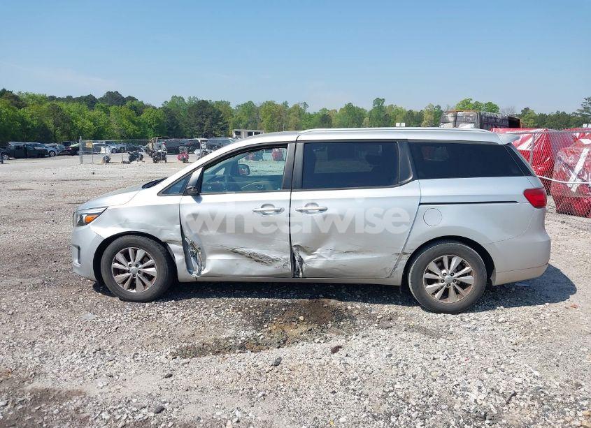 Photo 14 of 2016 Kia Sedona LX (VIN KNDMB5C14G6118122)