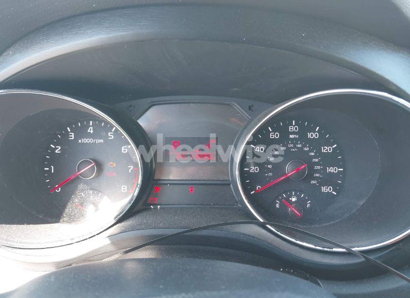 Photo 7 of 2016 Kia Sedona LX (VIN KNDMB5C14G6178935)