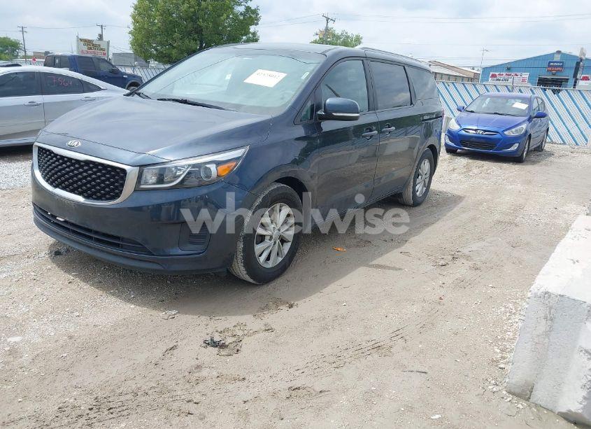 Photo 2 of 2016 Kia Sedona LX (VIN KNDMB5C14G6191247)