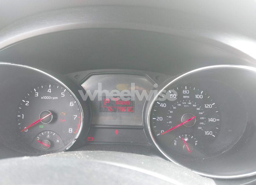 Photo 7 of 2016 Kia Sedona LX (VIN KNDMB5C14G6191247)