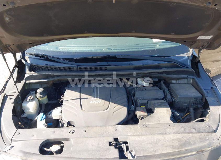 Photo 10 of 2016 Kia Sedona LX (VIN KNDMB5C14G6194620)