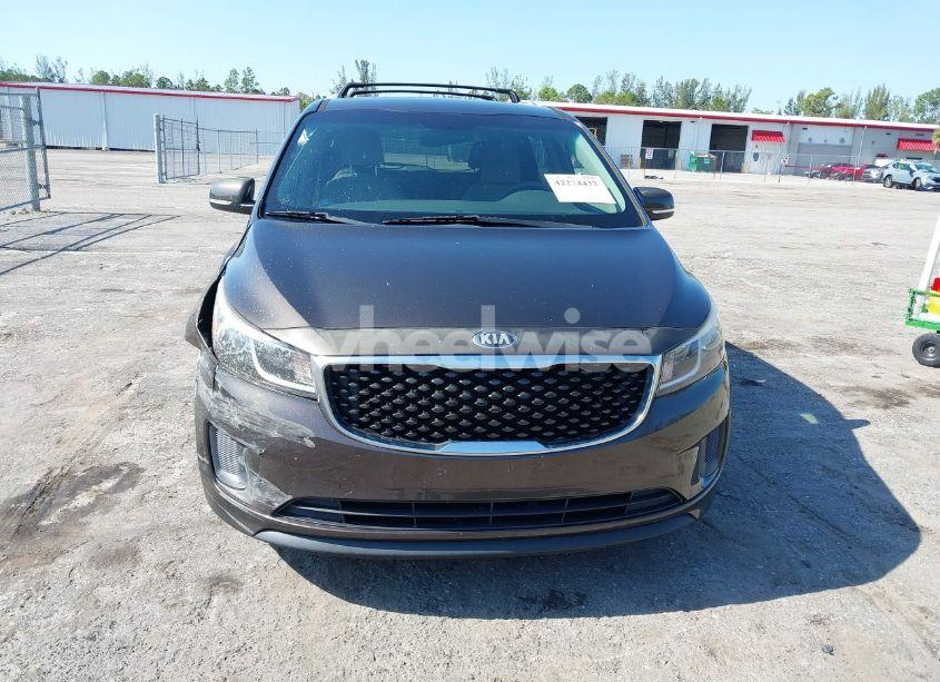 Photo 6 of 2016 Kia Sedona LX (VIN KNDMB5C14G6194620)