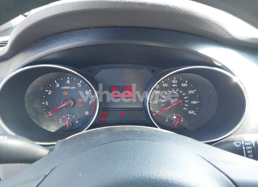 Photo 7 of 2016 Kia Sedona LX (VIN KNDMB5C14G6194620)