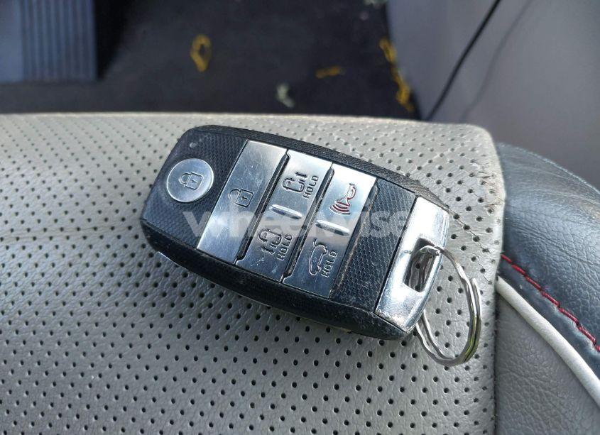 Photo 11 of 2017 Kia Sedona LX (VIN KNDMB5C14H6283833)