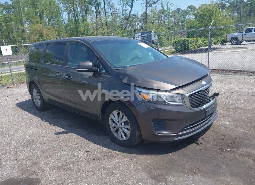 2017 Kia Sedona LX (VIN KNDMB5C15H6225200) main photo
