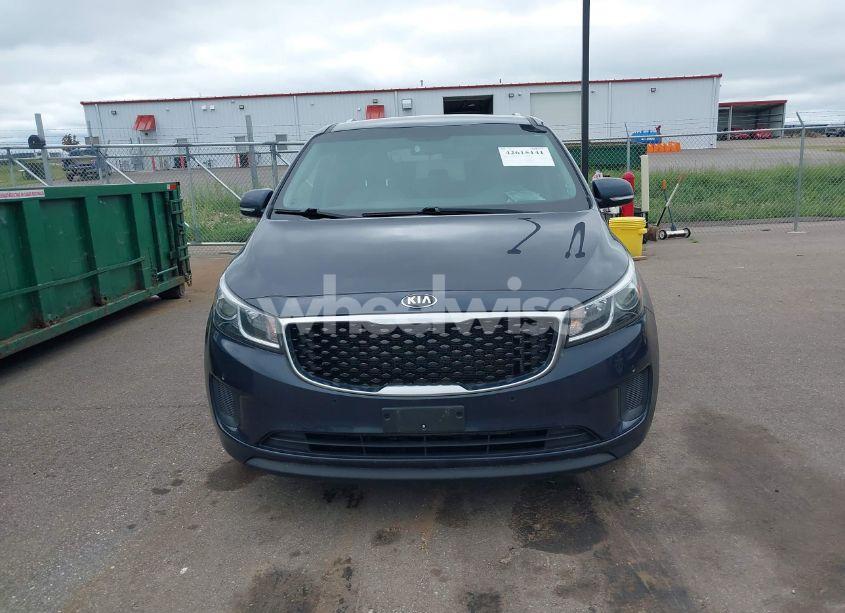 Photo 12 of 2017 Kia Sedona LX (VIN KNDMB5C15H6247892)