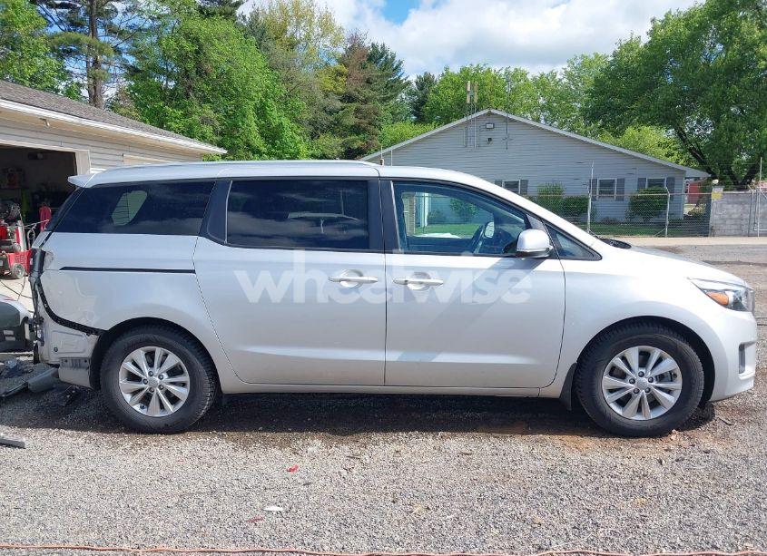Photo 14 of 2018 Kia Sedona LX (VIN KNDMB5C15J6376317)