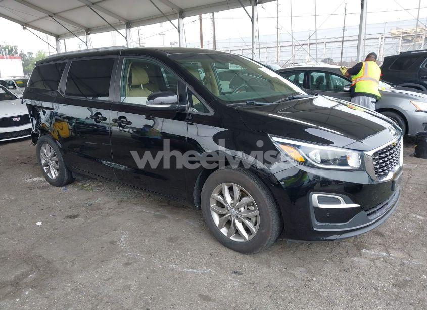 2019 Kia Sedona EX (VIN KNDMB5C15K6514939) main photo