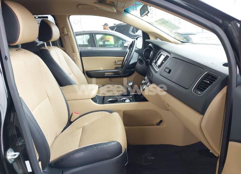 Photo 5 of 2019 Kia Sedona EX (VIN KNDMB5C15K6514939)