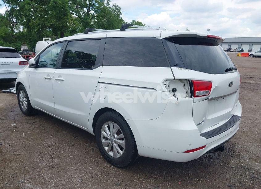 Photo 3 of 2016 Kia Sedona LX (VIN KNDMB5C16G6083471)