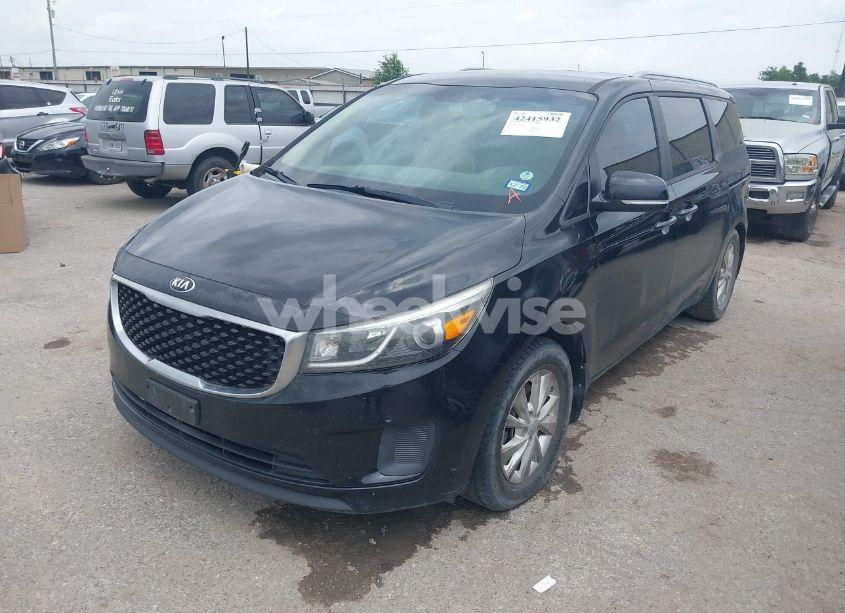 Photo 2 of 2016 Kia Sedona LX (VIN KNDMB5C16G6209246)