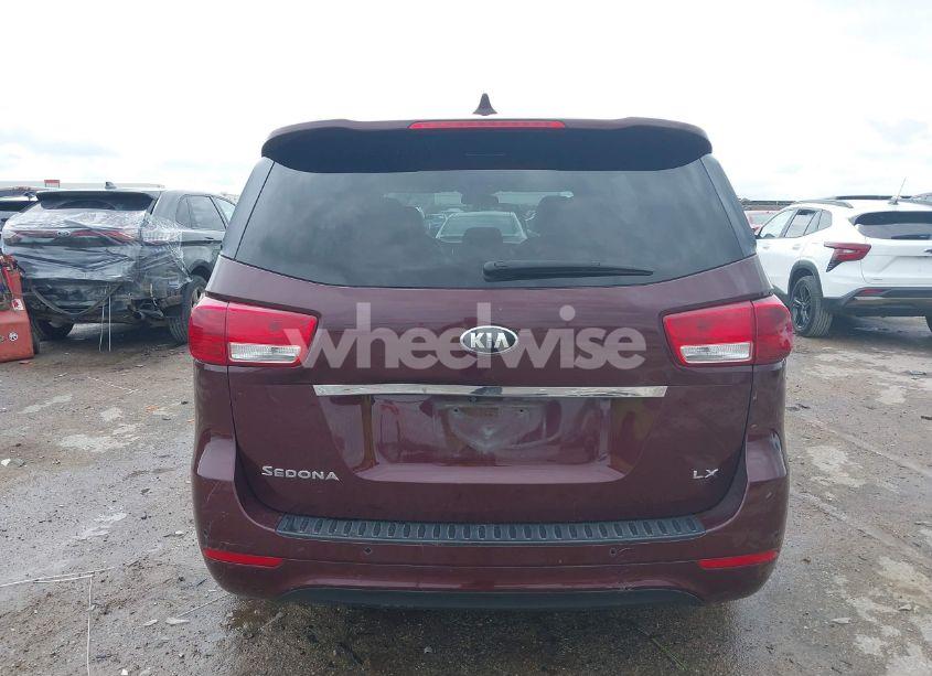 Photo 17 of 2017 Kia Sedona LX (VIN KNDMB5C16H6237873)
