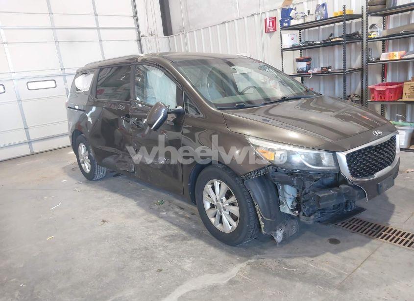 2016 Kia Sedona LX (VIN KNDMB5C17G6084760) main photo