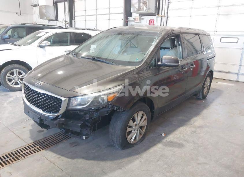 Photo 2 of 2016 Kia Sedona LX (VIN KNDMB5C17G6084760)