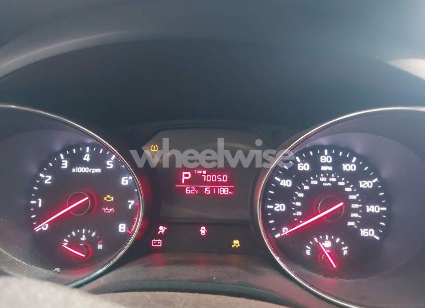 Photo 7 of 2016 Kia Sedona LX (VIN KNDMB5C17G6084760)