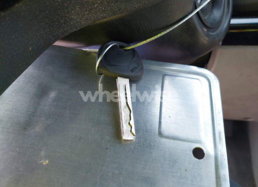 Photo 11 of 2015 Kia Sedona LX (VIN KNDMB5C18F6033864)