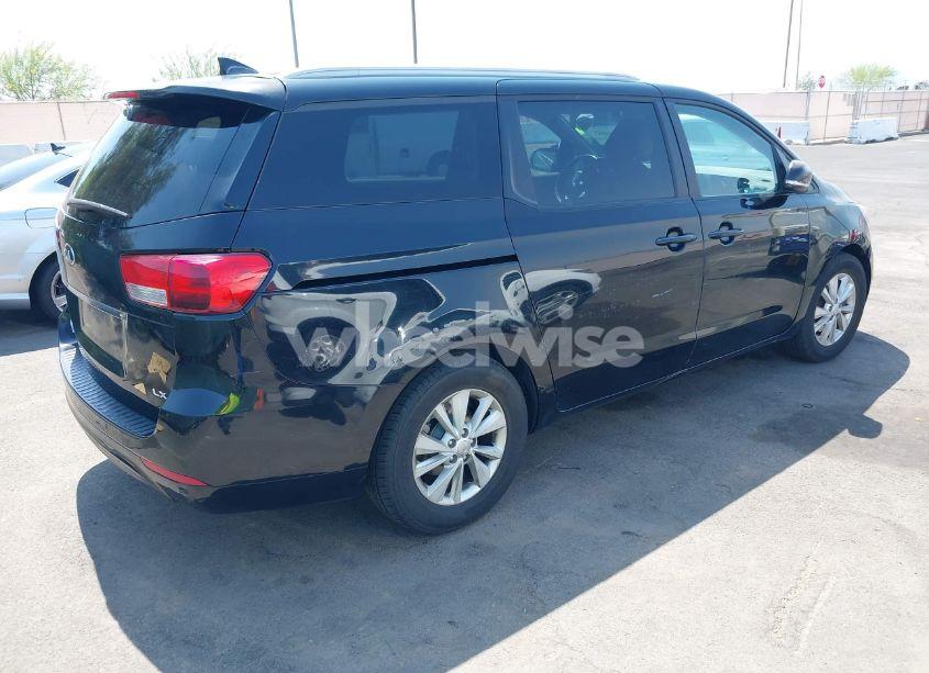 Photo 4 of 2015 Kia Sedona LX (VIN KNDMB5C18F6033864)
