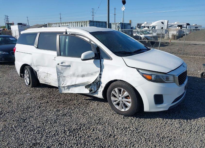 2016 Kia Sedona LX (VIN KNDMB5C18G6090003) main photo