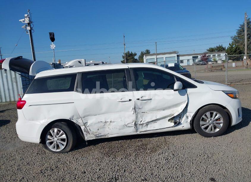 Photo 6 of 2016 Kia Sedona LX (VIN KNDMB5C18G6090003)