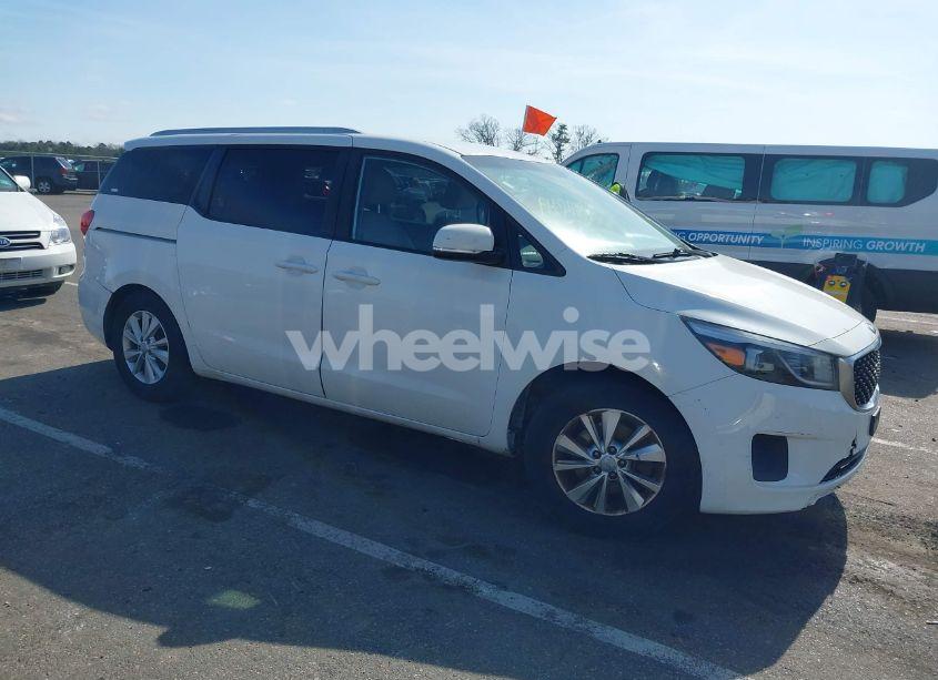 2016 Kia Sedona LX (VIN KNDMB5C18G6119709) main photo