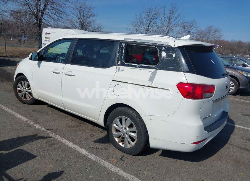 Photo 6 of 2016 Kia Sedona LX (VIN KNDMB5C18G6119709)