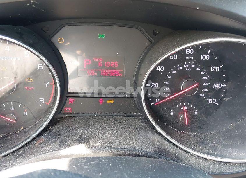 Photo 7 of 2016 Kia Sedona LX (VIN KNDMB5C18G6119709)