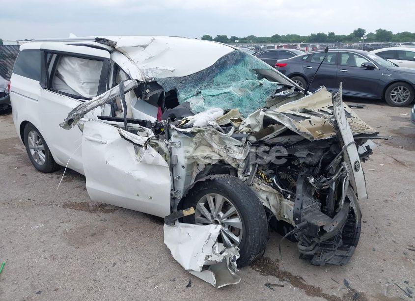 2016 Kia Sedona LX (VIN KNDMB5C18G6148630) main photo