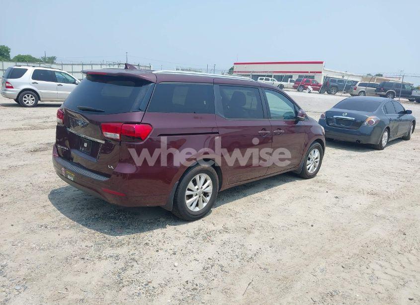 Photo 4 of 2016 Kia Sedona LX (VIN KNDMB5C18G6159773)