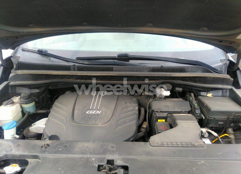 Photo 10 of 2017 Kia Sedona LX (VIN KNDMB5C18H6218659)