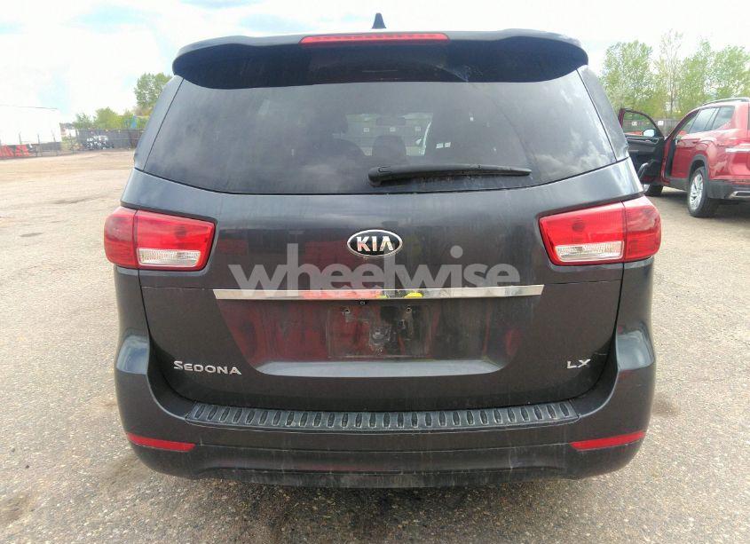 Photo 16 of 2017 Kia Sedona LX (VIN KNDMB5C18H6218659)